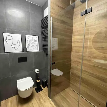 アパート Port Praski Stylish Near Old Town ワルシャワ